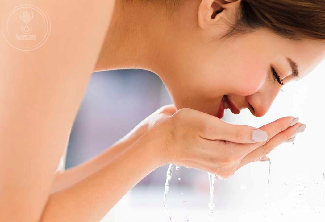 شستن مرتب پوست صورت درمان جوش صورت نیست!